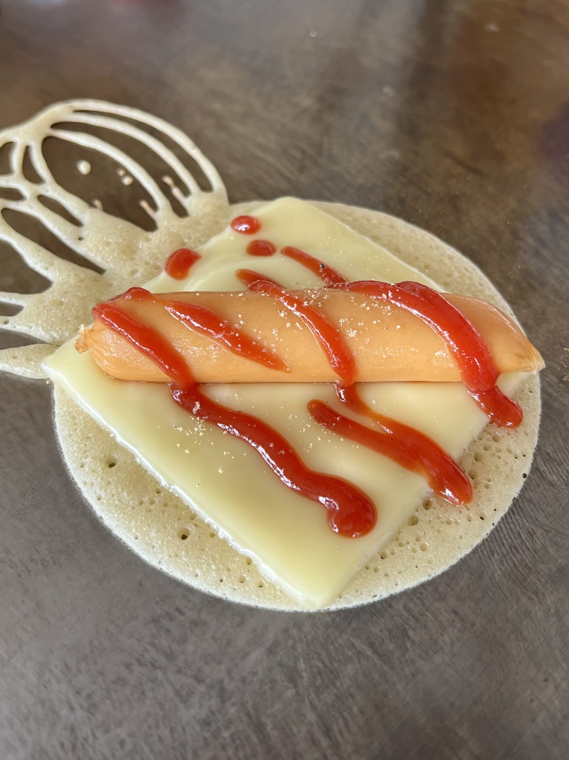 สโมกกี้หนังกรอบ + ชีส